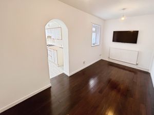 Dining room- click for photo gallery